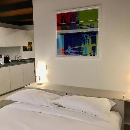 Veronajourneys Apartment