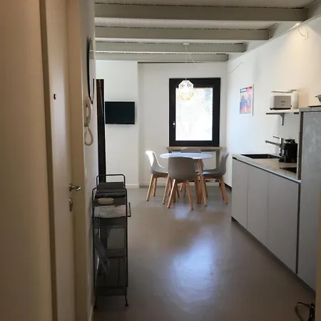 维罗那旅程公寓 *